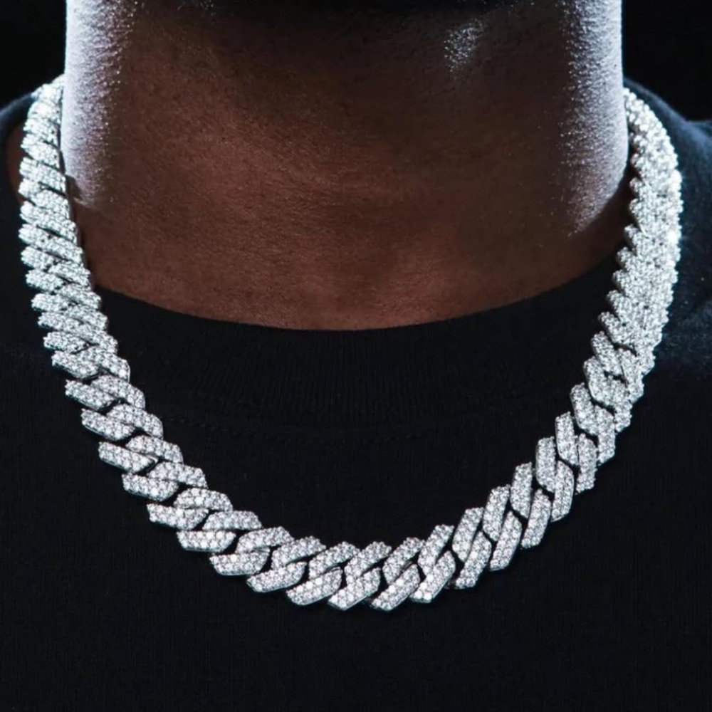 Elegant pave set 20” inch Curb Chain Necklace